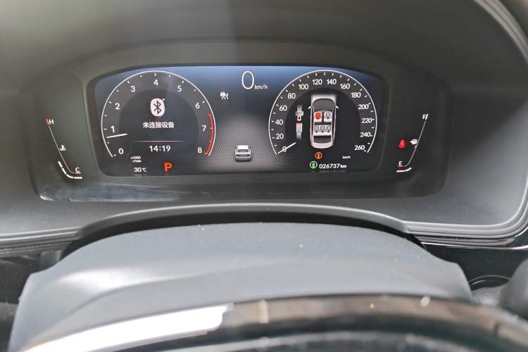 Used Honda Civic 2022 240TURBO CVT Dynamic Edition Odometer Close Up