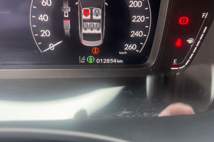 Used Honda Civic 2022 240TURBO CVT Dynamic Edition Odometer Close Up