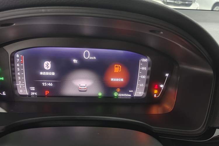 Used Honda Civic 2022 240TURBO CVT Dynamic Edition Odometer Close Up