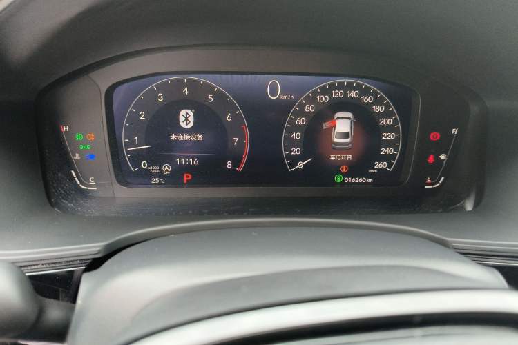 Used Honda Civic 2022 240TURBO CVT Dynamic Edition Odometer Close Up