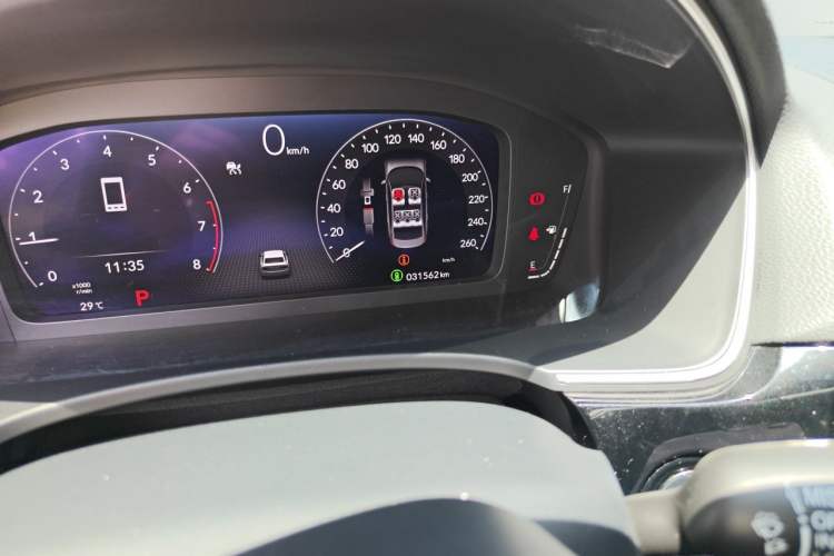 Used Honda Civic 2022 240TURBO CVT Dynamic Control Version Odometer Close Up
