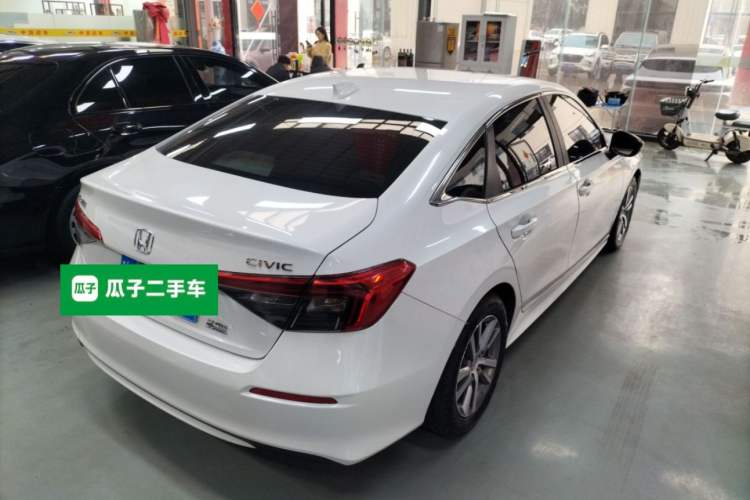 Used Honda Civic 2022 240TURBO CVT Dynamic Edition Rear Right 45 Deg