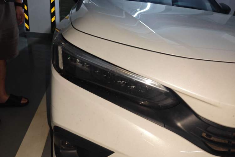 Used Honda Civic 2022 240TURBO CVT Dynamic Edition Right Front Headlight