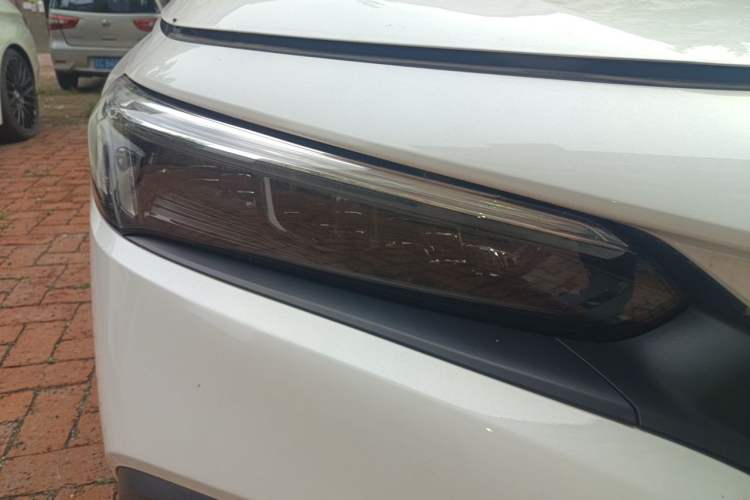Used Honda Civic 2022 240TURBO CVT Dynamic Edition Right Front Headlight