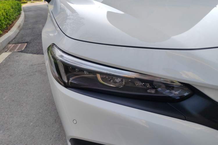 Used Honda Civic 2022 240TURBO CVT Dynamic Edition Right Front Headlight