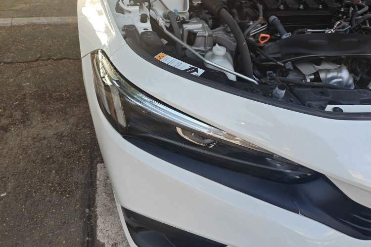 Used Honda Civic 2022 240TURBO CVT Dynamic Edition Right Front Headlight