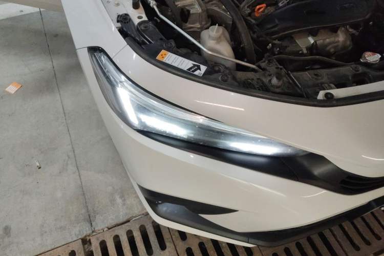 Used Honda Civic 2022 240TURBO CVT Dynamic Edition Right Front Headlight