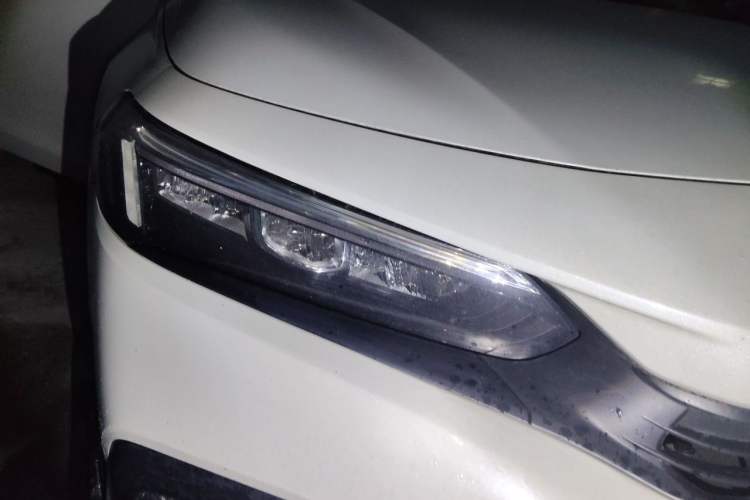 Used Honda Civic 2022 240TURBO CVT Dynamic Control Version Right Front Headlight