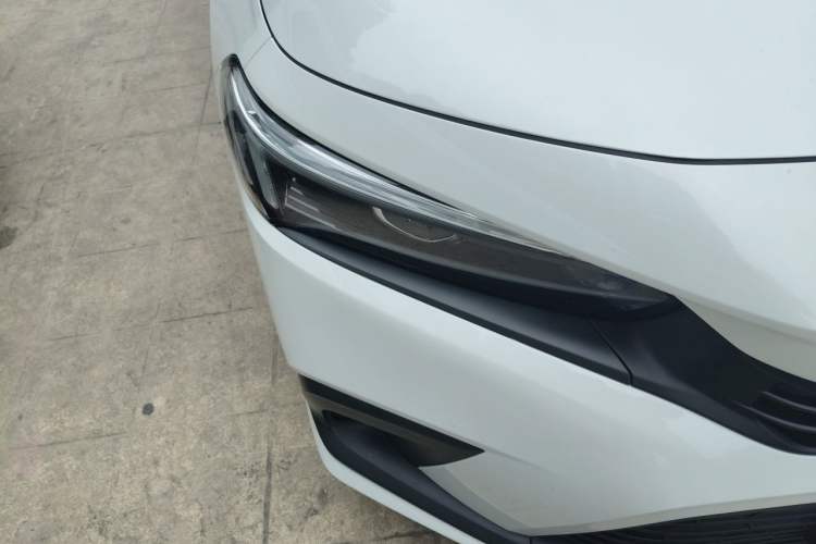 Used Honda Civic 2022 240TURBO CVT Dynamic Edition Right Front Headlight