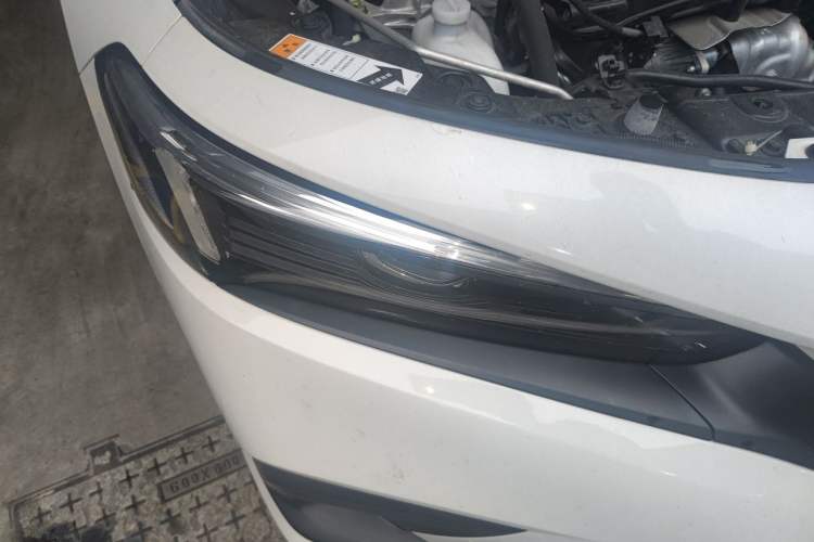 Used Honda Civic 2022 240TURBO CVT Dynamic Edition Right Front Headlight