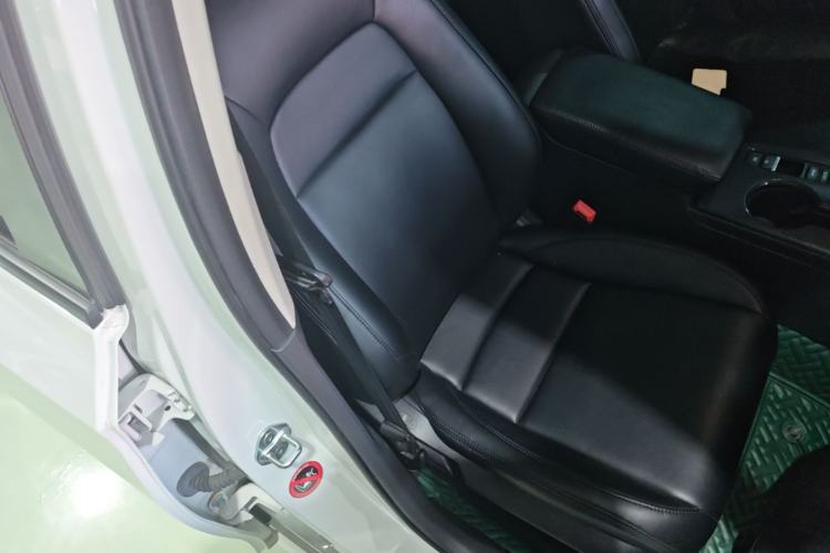 Used Honda Civic 2022 240TURBO CVT Dynamic Edition Right Front Seat