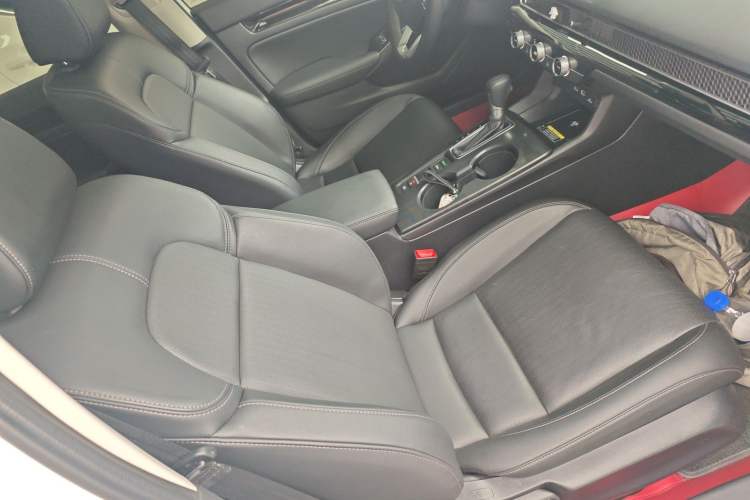 Used Honda Civic 2022 240TURBO CVT Dynamic Control Version Right Front Seat