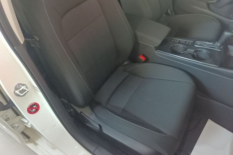 Used Honda Civic 2022 240TURBO CVT Dynamic Edition Right Front Seat