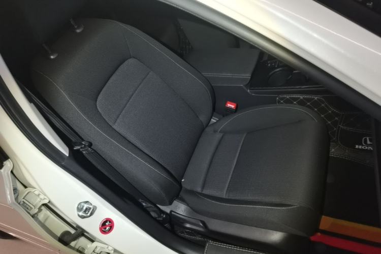 Used Honda Civic 2022 240TURBO CVT Dynamic Edition Right Front Seat