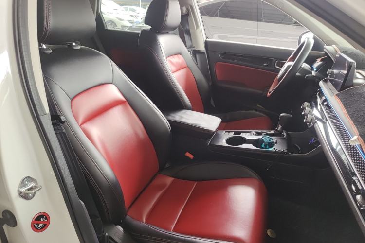 Used Honda Civic 2022 240TURBO CVT Dynamic Edition Right Front Seat