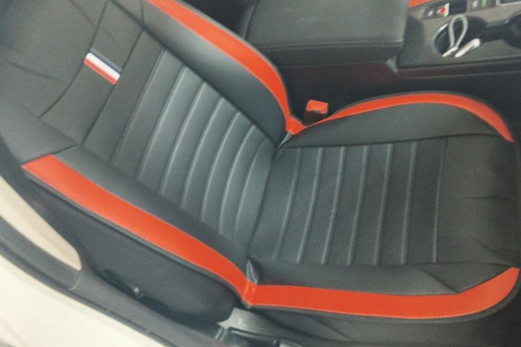 Used Honda Civic 2022 240TURBO CVT Dynamic Edition Right Front Seat