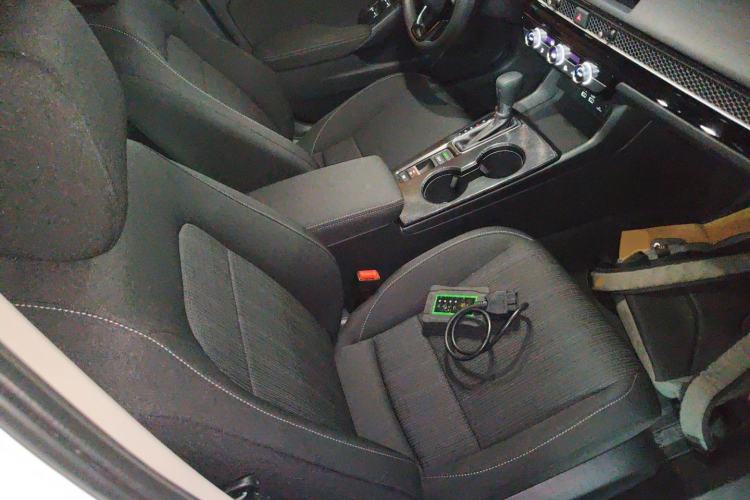 Used Honda Civic 2022 240TURBO CVT Dynamic Edition Right Front Seat