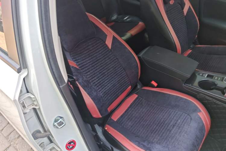Used Honda Civic 2022 240TURBO CVT Dynamic Edition Right Front Seat