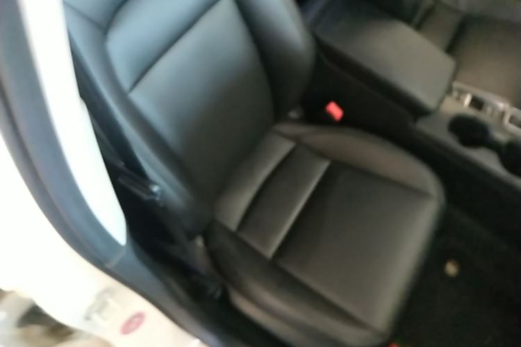 Used Honda Civic 2022 240TURBO CVT Dynamic Edition Right Front Seat