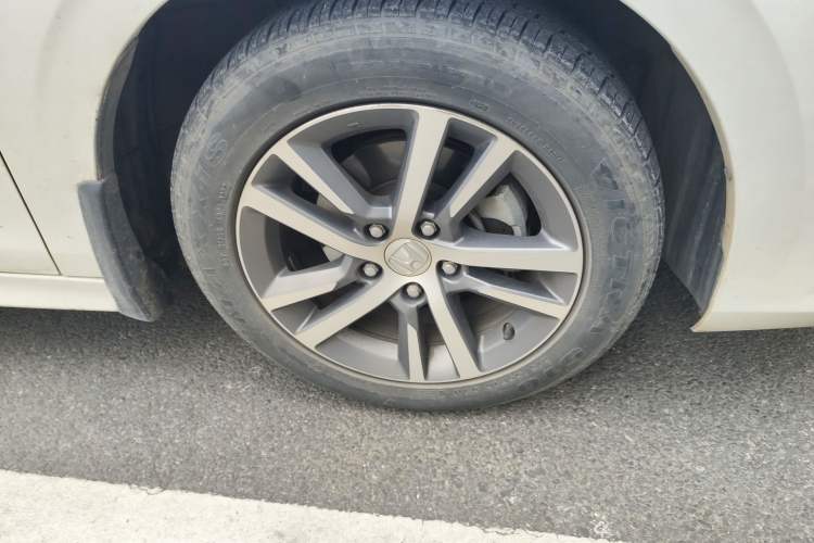 Used Honda Civic 2022 240TURBO CVT Dynamic Edition Right Front Wheel Hub