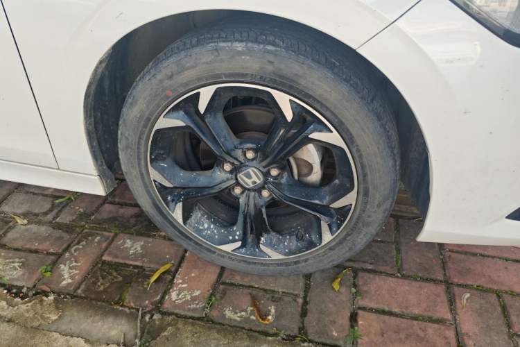 Used Honda Civic 2022 240TURBO CVT Dynamic Edition Right Front Wheel Hub