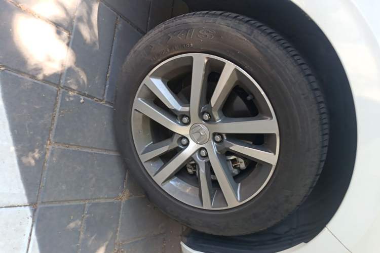 Used Honda Civic 2022 240TURBO CVT Dynamic Edition Right Front Wheel Hub