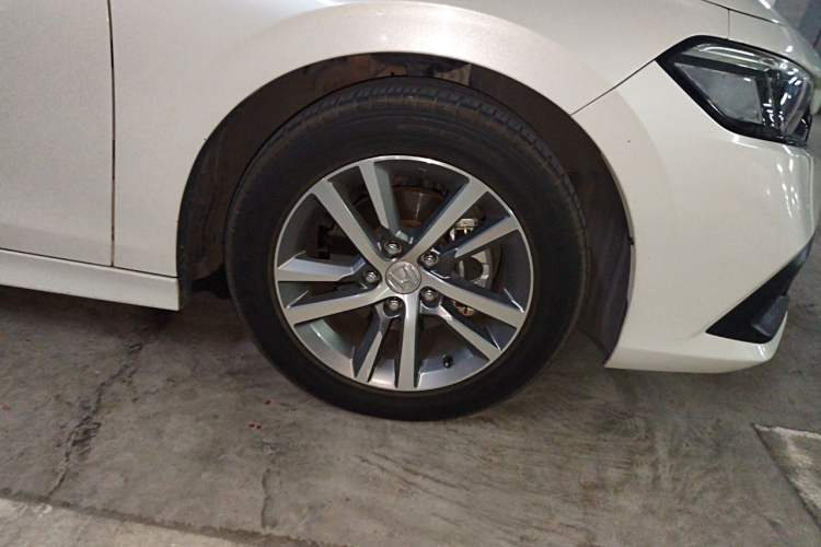 Used Honda Civic 2022 240TURBO CVT Dynamic Edition Right Front Wheel Hub