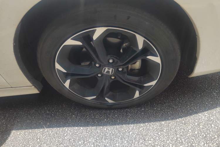 Used Honda Civic 2022 240TURBO CVT Dynamic Edition Right Front Wheel Hub