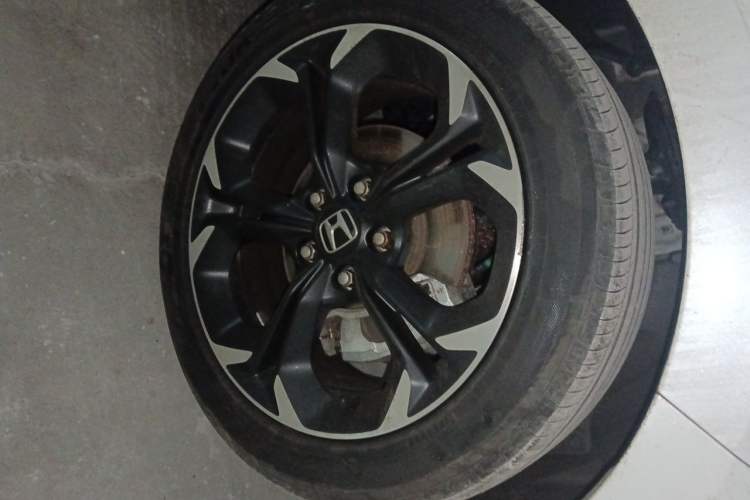 Used Honda Civic 2022 240TURBO CVT Dynamic Edition Right Front Wheel Hub