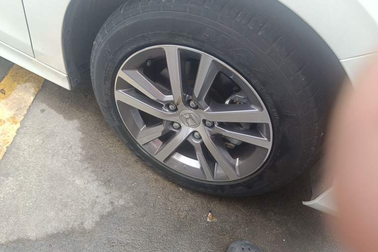 Used Honda Civic 2022 180TURBO CVT Shangqing Edition Right Front Wheel Hub