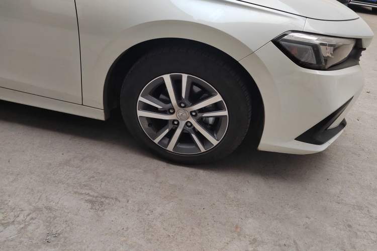 Used Honda Civic 2022 240TURBO CVT Dynamic Edition Right Front Wheel Hub