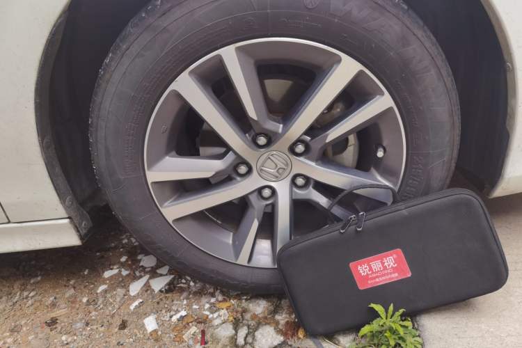 Used Honda Civic 2022 240TURBO CVT Dynamic Edition Right Front Wheel Hub