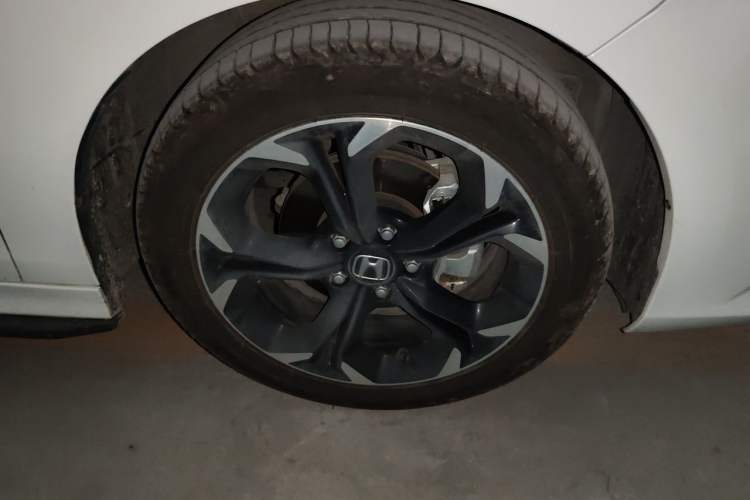 Used Honda Civic 2022 240TURBO CVT Dynamic Edition Right Front Wheel Hub