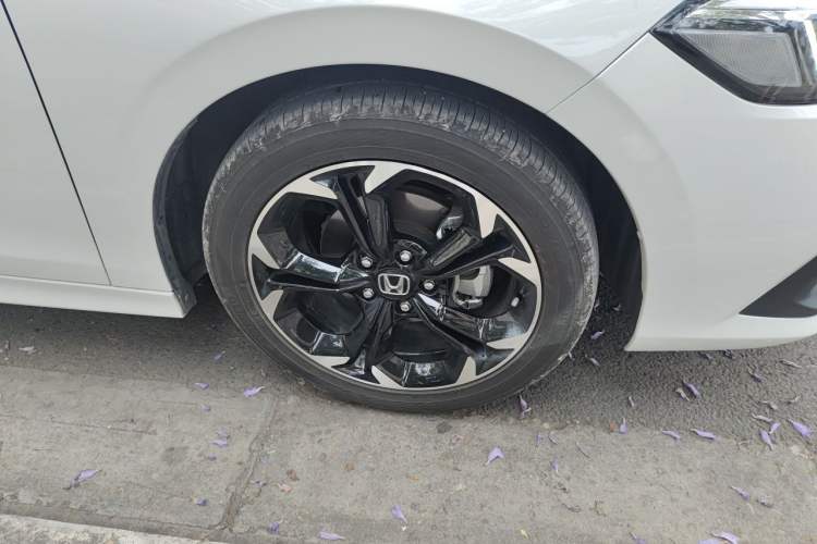 Used Honda Civic 2022 240TURBO CVT Dynamic Edition Right Front Wheel Hub