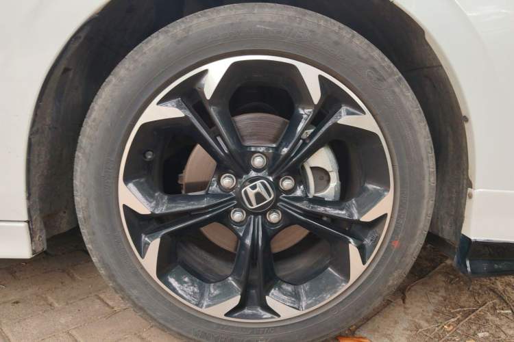 Used Honda Civic 2022 240TURBO CVT Dynamic Edition Right Front Wheel Hub