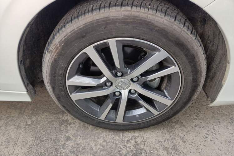 Used Honda Civic 2022 240TURBO CVT Dynamic Edition Right Front Wheel Hub