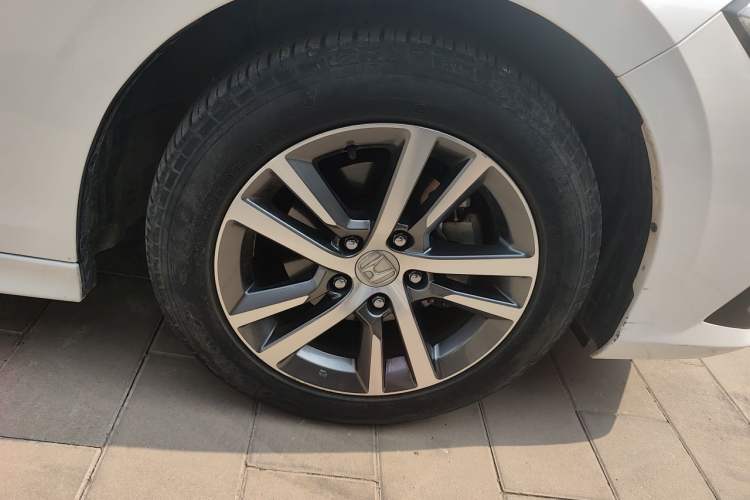 Used Honda Civic 2022 240TURBO CVT Dynamic Edition Right Front Wheel Hub