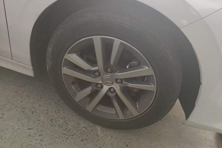 Used Honda Civic 2022 240TURBO CVT Dynamic Edition Right Front Wheel Hub