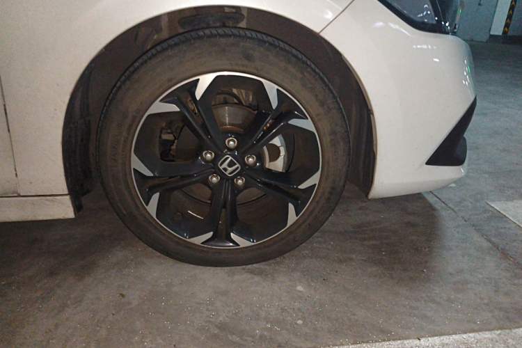 Used Honda Civic 2022 240TURBO CVT Dynamic Edition Right Front Wheel Hub