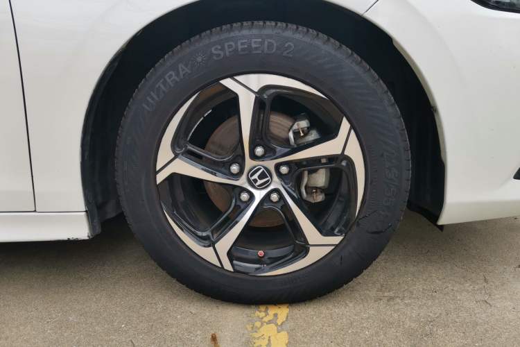 Used Honda Civic 2022 240TURBO CVT Dynamic Edition Right Front Wheel Hub