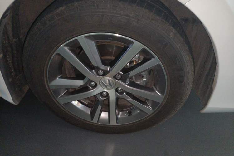 Used Honda Civic 2022 240TURBO CVT Dynamic Edition Right Front Wheel Hub