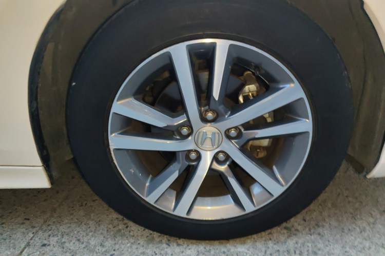 Used Honda Civic 2022 240TURBO CVT Dynamic Edition Right Front Wheel Hub