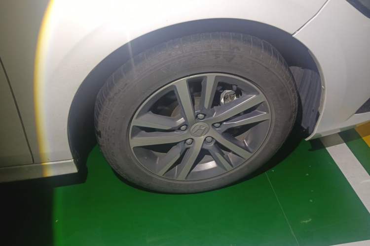 Used Honda Civic 2022 240TURBO CVT Dynamic Edition Right Front Wheel Hub