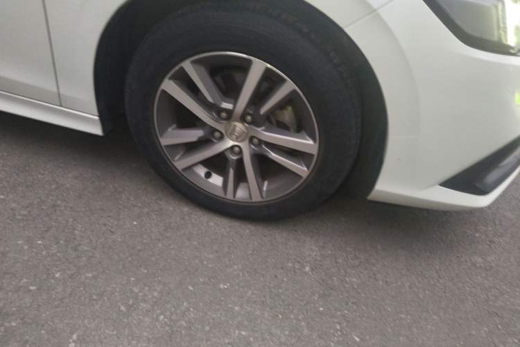 Used Honda Civic 2022 240TURBO CVT Dynamic Edition Right Front Wheel Hub