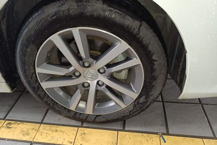 Used Honda Civic 2022 240TURBO CVT Dynamic Edition Right Front Wheel Hub