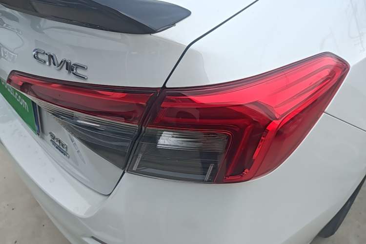 Used Honda Civic 2022 240TURBO CVT Dynamic Edition Right Rear Taillight