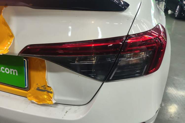 Used Honda Civic 2022 240TURBO CVT Dynamic Edition Right Rear Taillight