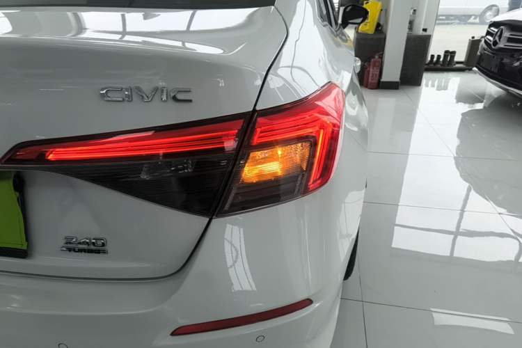 Used Honda Civic 2022 240TURBO CVT Dynamic Edition Right Rear Taillight