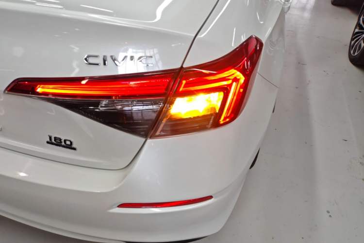 Used Honda Civic 2022 180TURBO CVT Shangdong Edition Right Rear Taillight