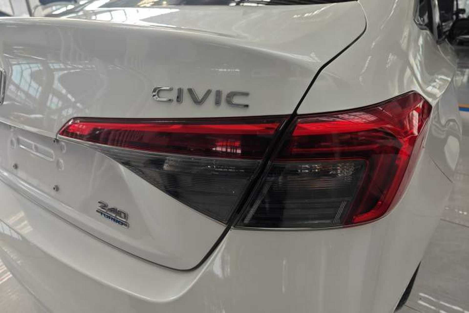 Used Honda Civic 2022 240TURBO CVT Dynamic Edition Right Rear Taillight